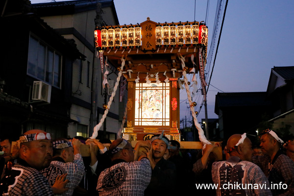 万燈神輿 (福神会) [2018年8月4日撮影]