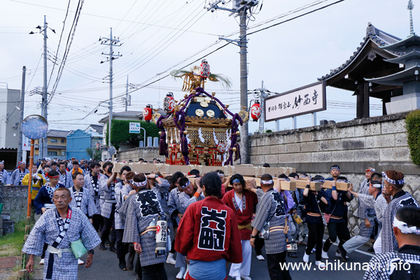 下館祇園まつり　妙西寺の側を通る明治神輿 [2023年7月27日撮影]