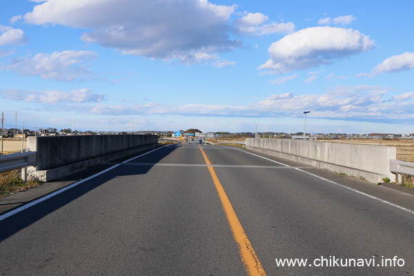 栗島IC橋 (奥が水戸方面)