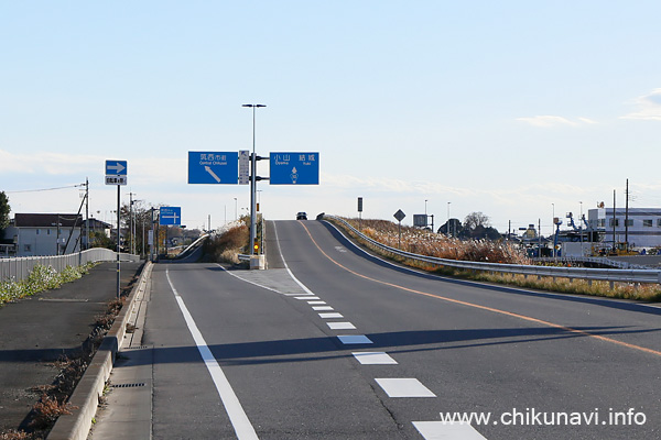 栗島IC橋 (奥が小山・結城方面)